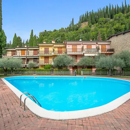 Giada-shared Pool & Parking - Happy * Toscolano Maderno