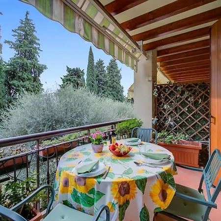 Apartment Giada-shared Pool & Parking - Happy Toscolano-Maderno